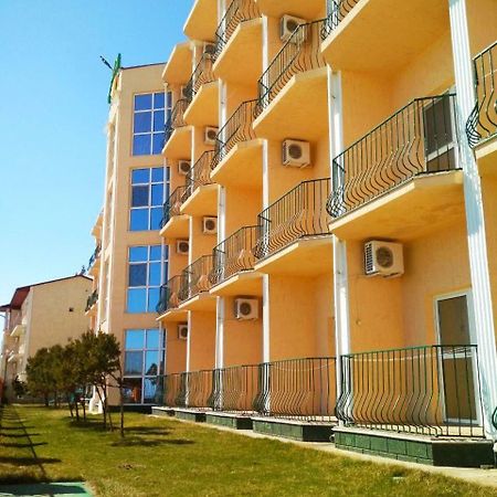 Ellada Recreation Centre Hotel Zatoka Exterior photo